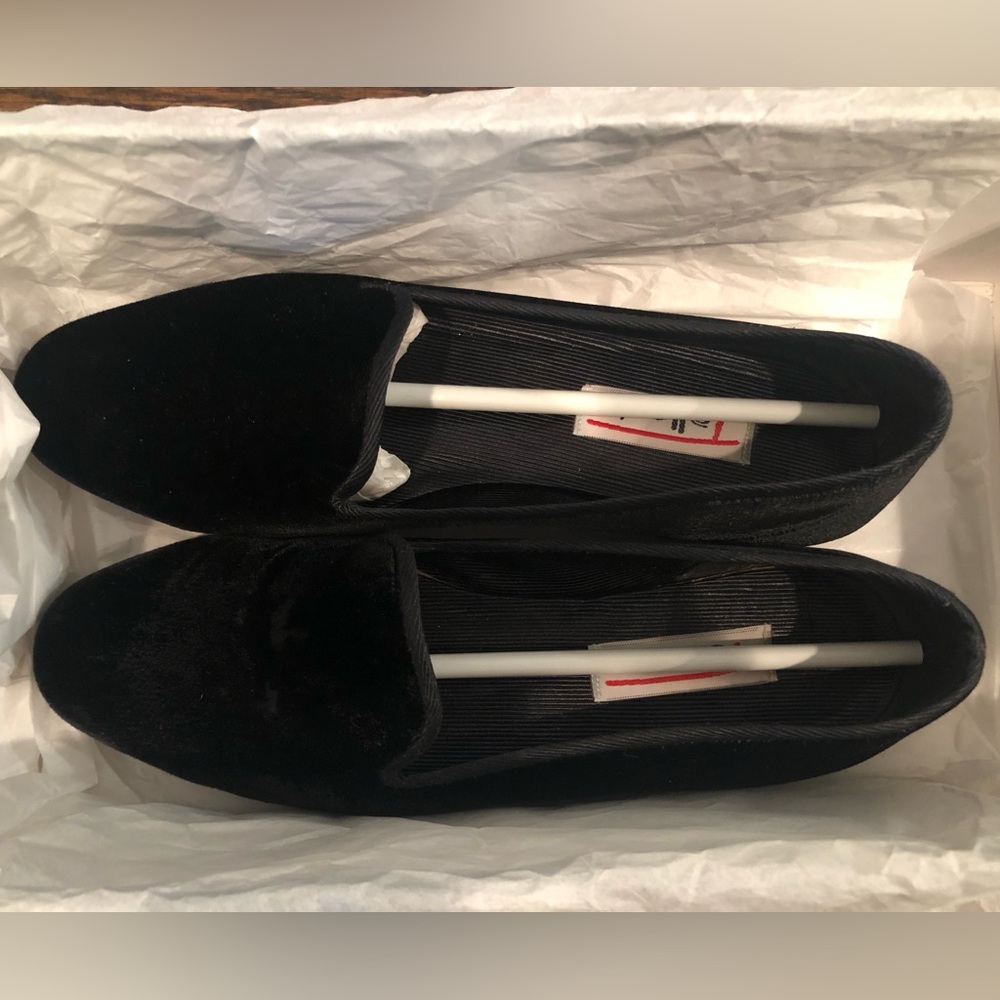 Talbots: Black Velvet Slip On Loafers. Size 6.5 B. Vintage. - Picture 4 of 7